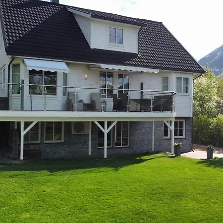 Flott Leilighet Odda-roldal
