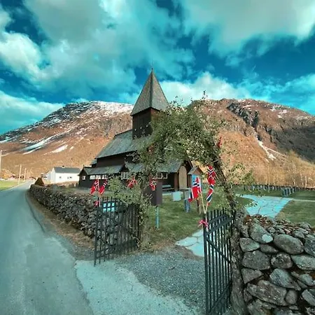 Flott Leilighet Odda-roldal Apartmán *